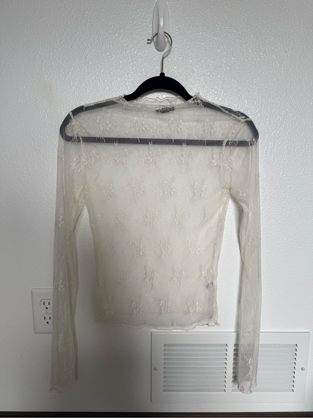 wild fable Cream Sheer Lace Long-Sleeve Top